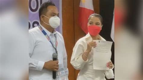 Vilma Caluag is Pampanga capital’s first female mayor .